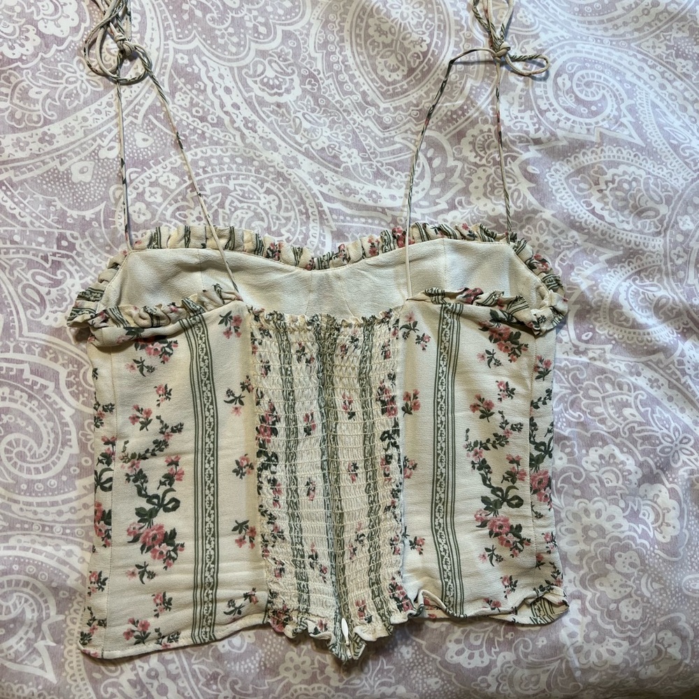 Reformation Novena Top Size 4 - Picture 3 of 5